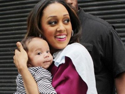 Tia Mowry Stars In New Web Series “POPSUGAR Circle of Moms, Everyday Answers”